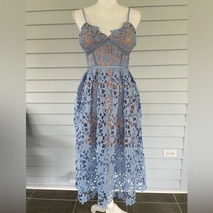 Small Cream/Blue AQUA Brand Lace Cutout Strappy Midi Dress